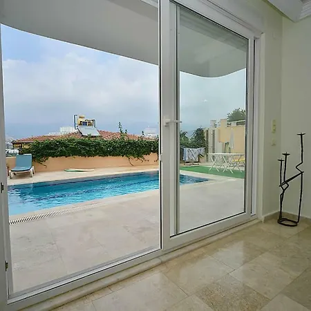 Family Villa *